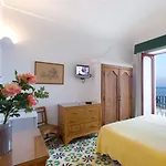 La Caravella Di - Relais, & Residences Hotel apartamentowy 3*