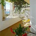 La Caravella Di - Relais, & Residences 3* Positano