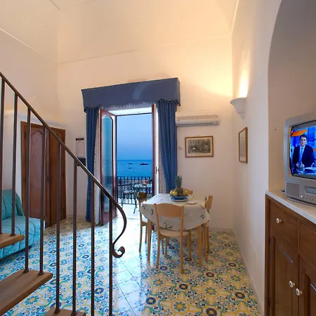 La Caravella Di - Relais, & Residences Ποζιτάνο