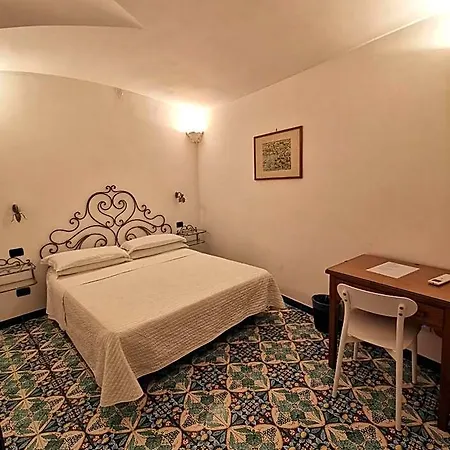 La Caravella Di - Relais&beach 3* Positano