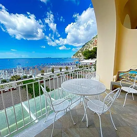 La Caravella Di - Relais&beach Aparthotel 3*