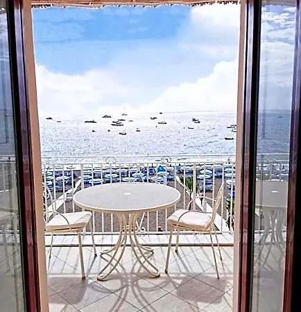 La Caravella Di - Relais&beach Aparthotel 3*