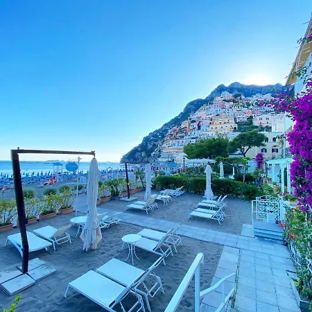 La Caravella Di - Relais, & Residences Ξενοδοχείο με διαμερίσματα 3*