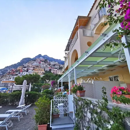 La Caravella Di - Relais, & Residences Ξενοδοχείο με διαμερίσματα